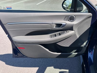 2020 Hyundai SONATA Limited