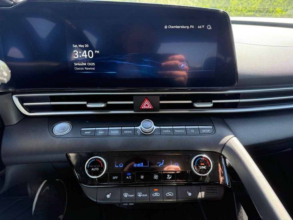 2023 Hyundai ELANTRA Limited