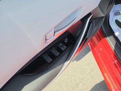 2025 Toyota COROLLA HATCHBACK XSE