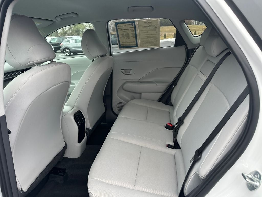 2025 Hyundai KONA SEL