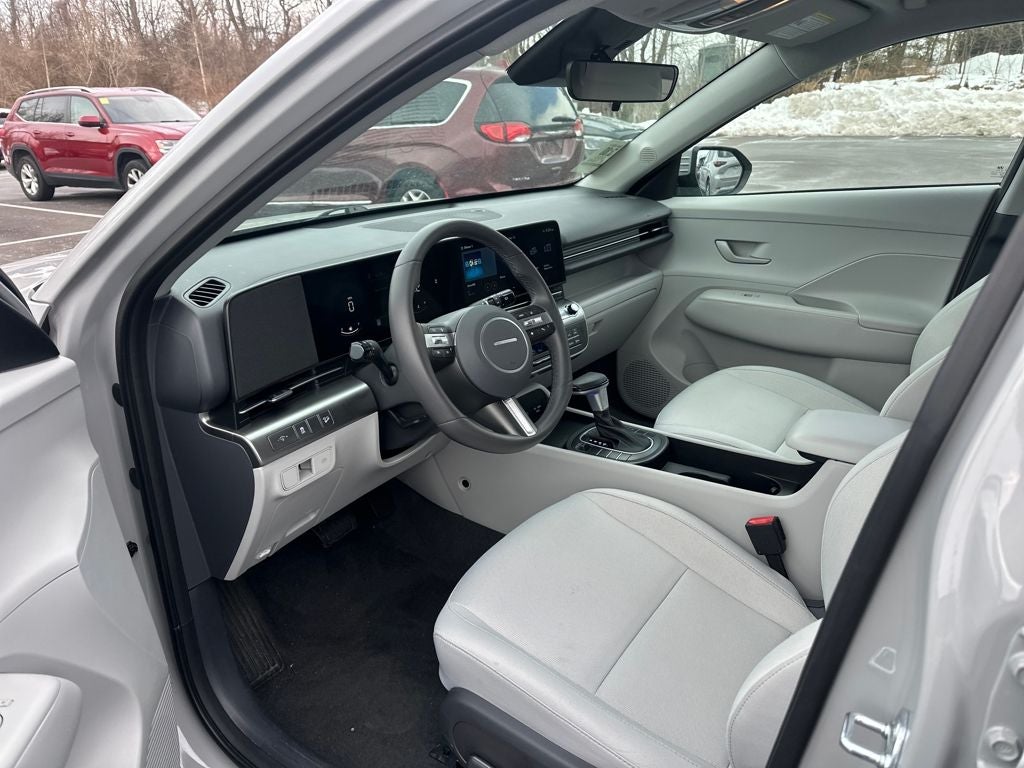 2025 Hyundai KONA SEL