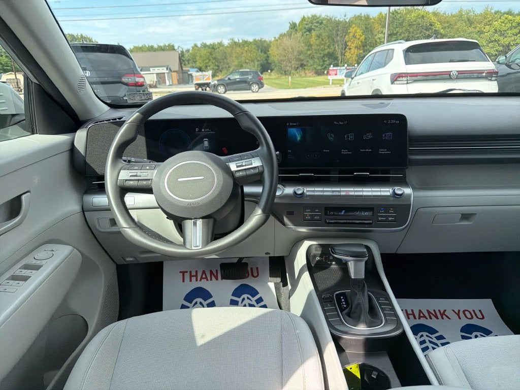 2025 Hyundai KONA SEL