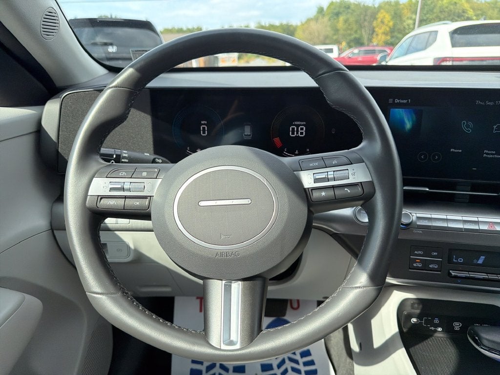 2025 Hyundai KONA SEL