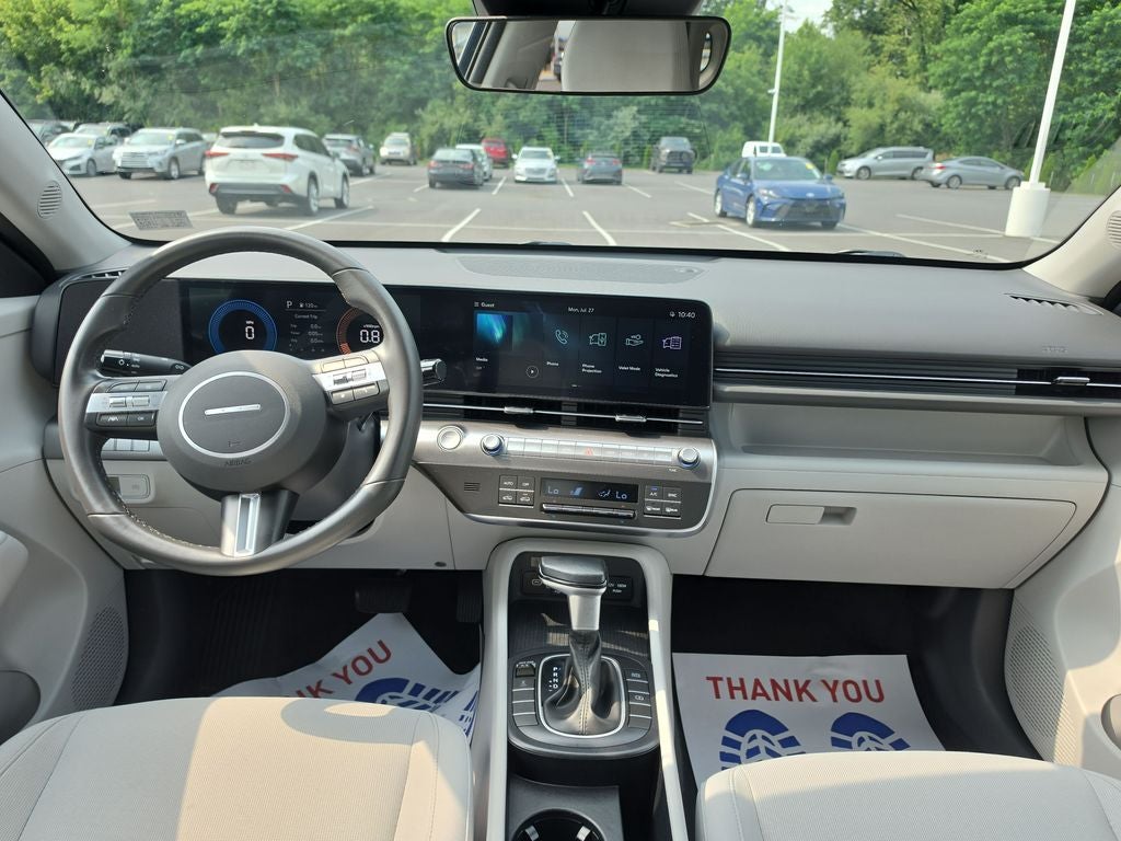 2025 Hyundai KONA SEL