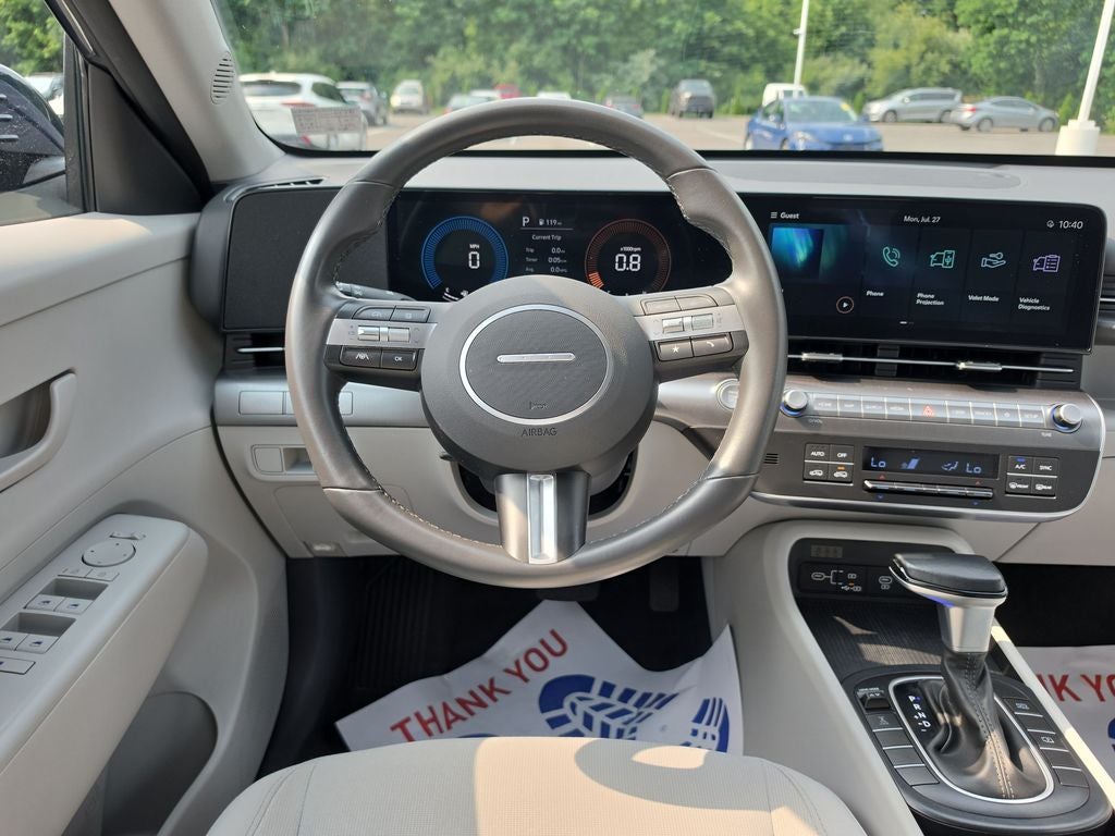 2025 Hyundai KONA SEL