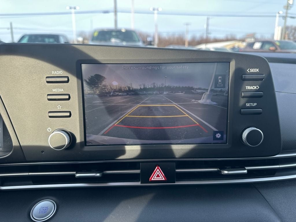 2023 Hyundai ELANTRA SEL