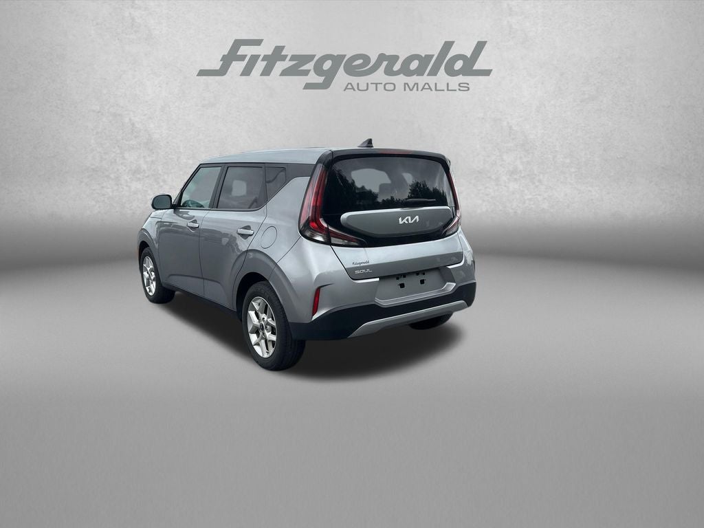 2024 Kia Soul LX