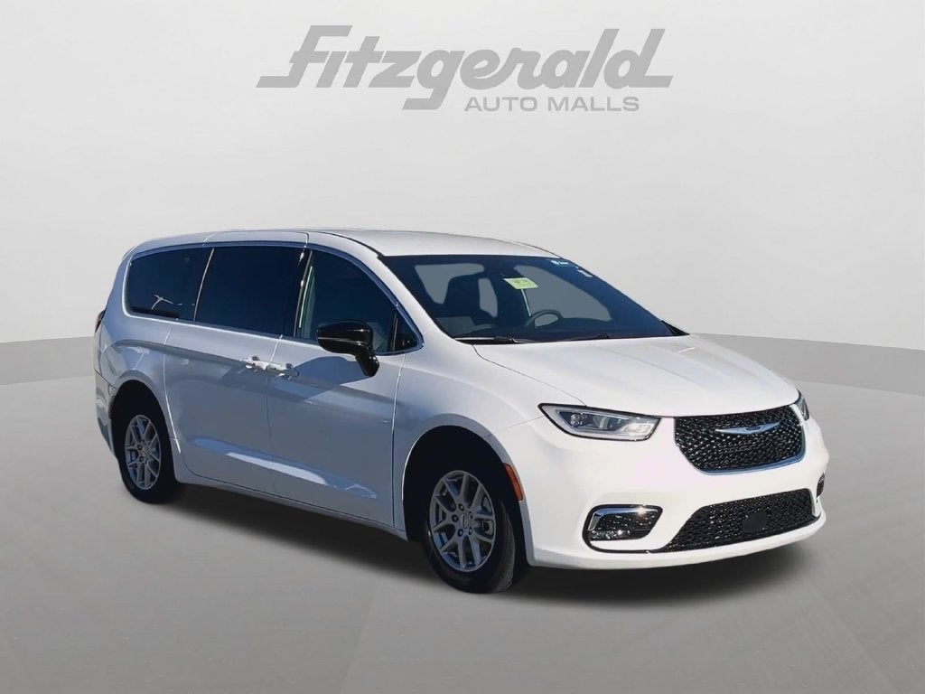 2025 Chrysler Pacifica Select