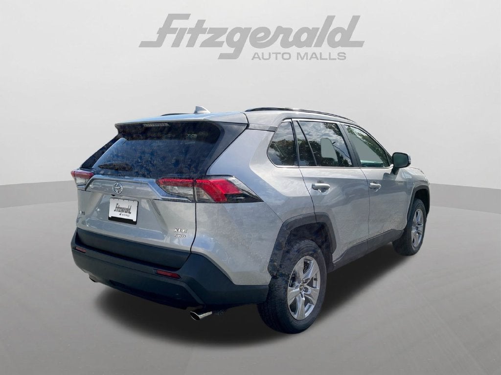 2025 Toyota RAV4 XLE