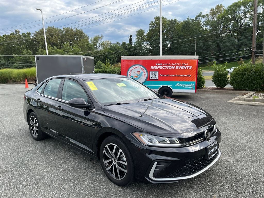 2025 Volkswagen Jetta 1.5T SE