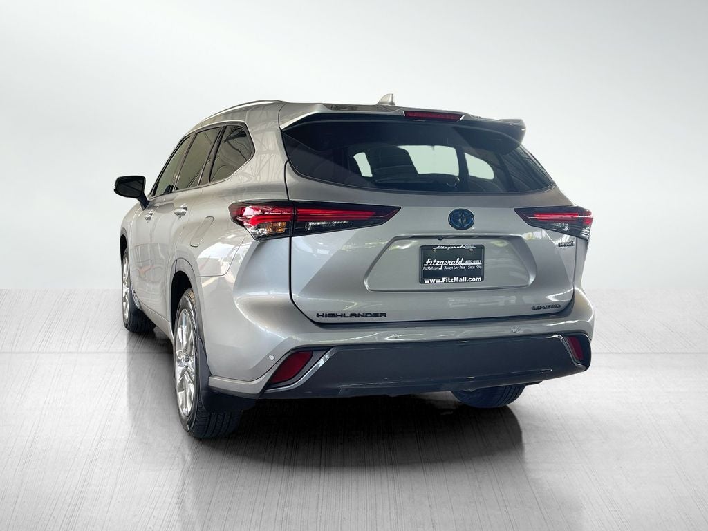 2024 Toyota Highlander Hybrid Limited