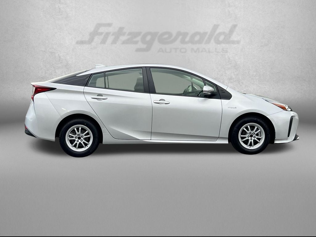 2022 Toyota Prius L