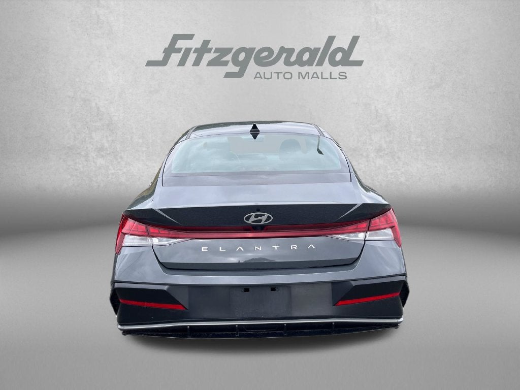 2025 Hyundai ELANTRA SEL Convenience