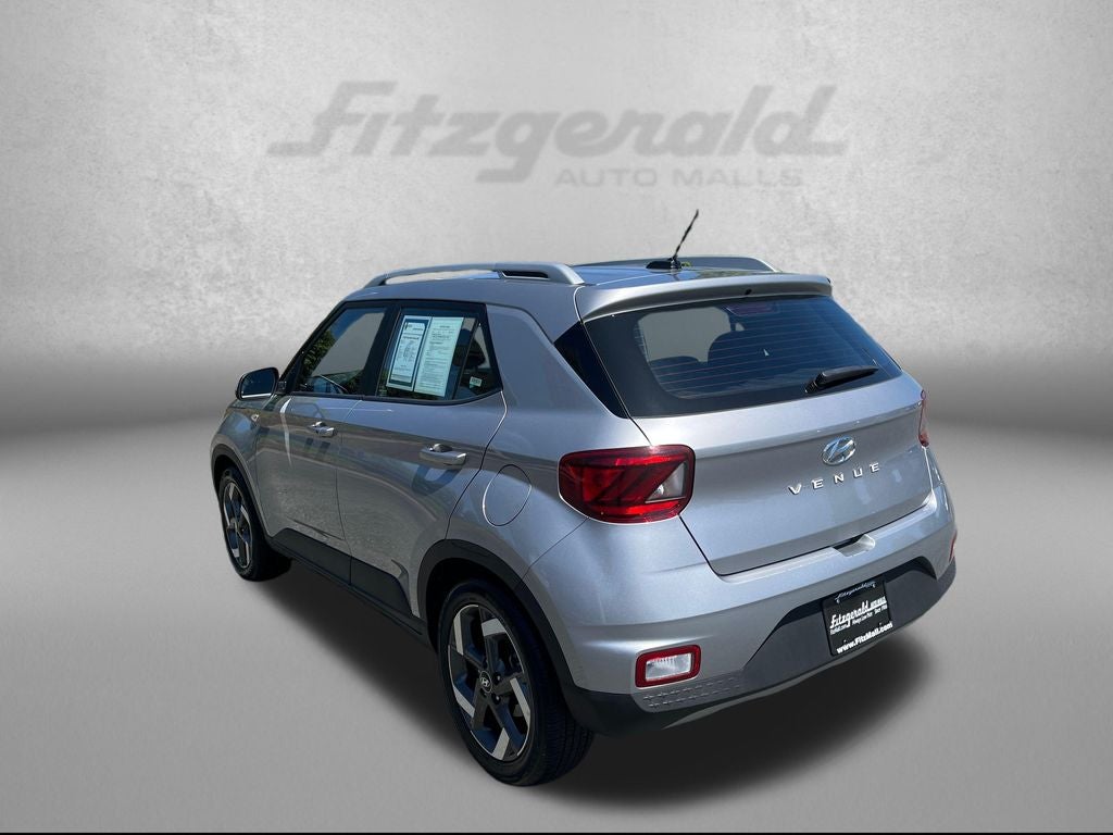 2025 Hyundai VENUE SEL