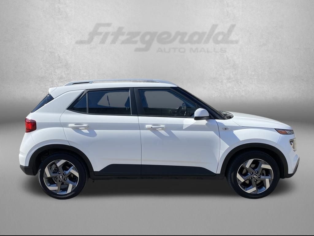 2025 Hyundai VENUE SEL