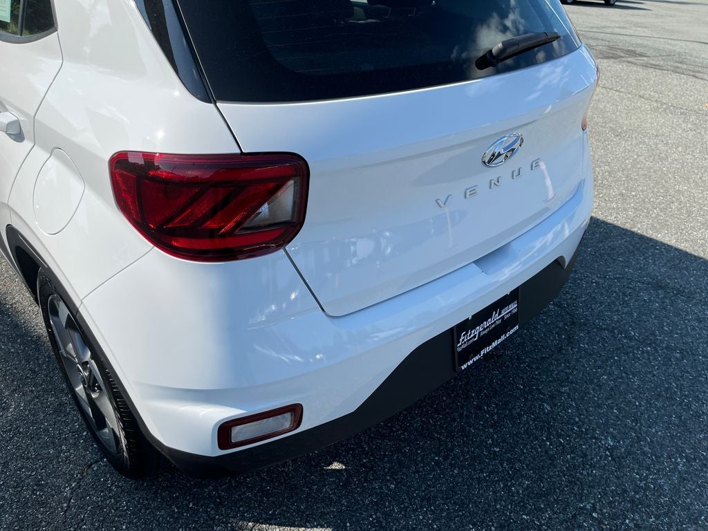 2025 Hyundai VENUE SEL