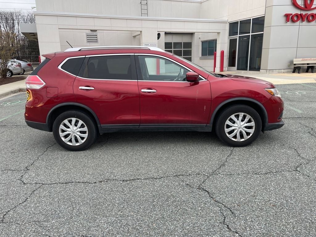 2016 Nissan Rogue S