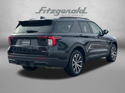 2025 Ford Explorer ST-Line