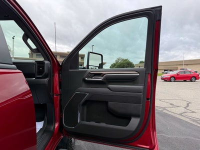 2024 Chevrolet Silverado 3500HD 4WD Crew Cab Standard Bed LT