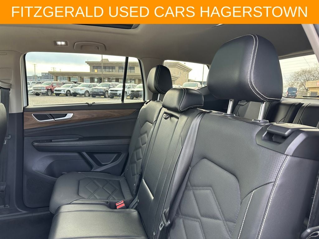 2024 Volkswagen Atlas 2.0T SE w/Technology