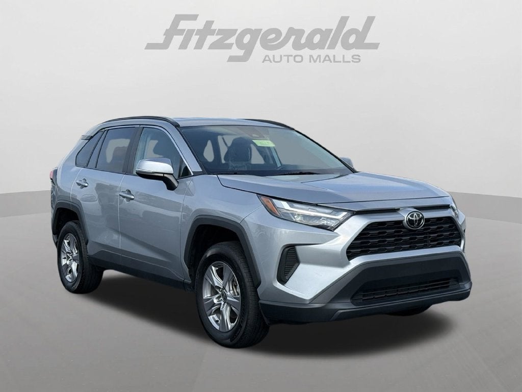2025 Toyota RAV4 XLE