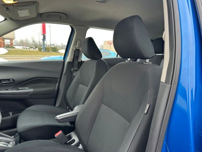 2024 Nissan Kicks S Xtronic CVT