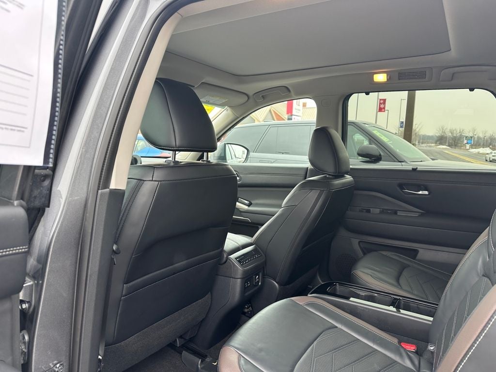 2023 Nissan Pathfinder Platinum 4WD