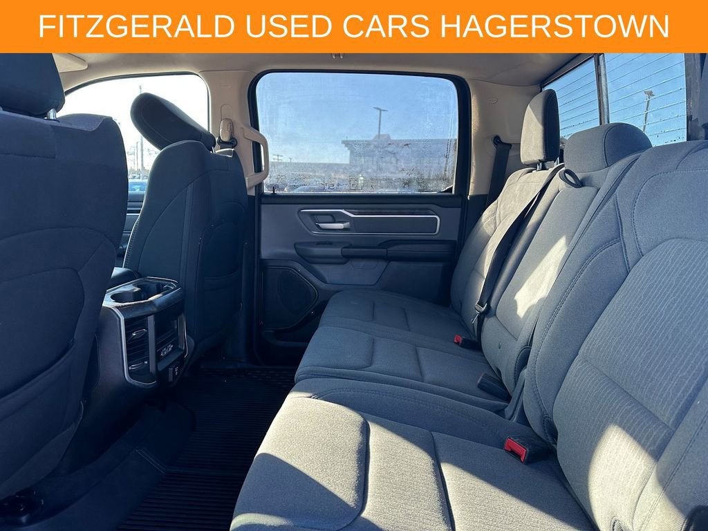 2020 RAM 1500 Big Horn Crew Cab 4x4 6'4" Box