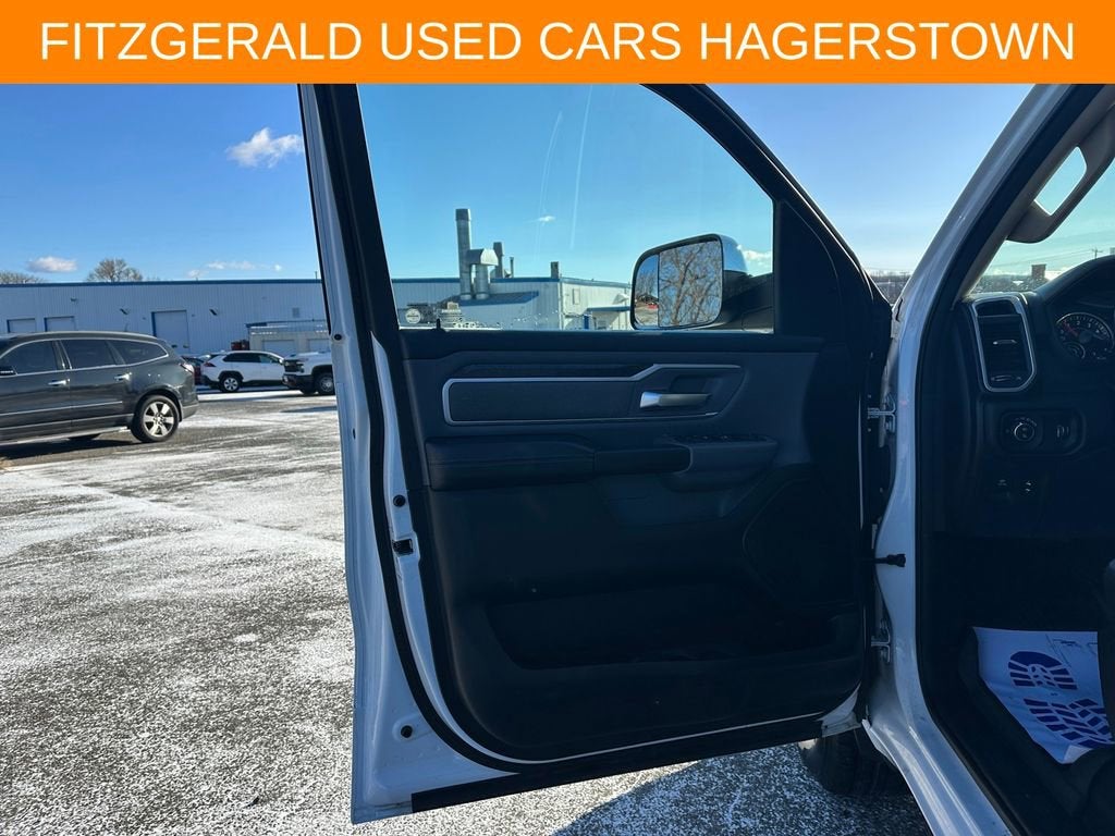 2020 RAM 1500 Big Horn Crew Cab 4x4 6'4" Box