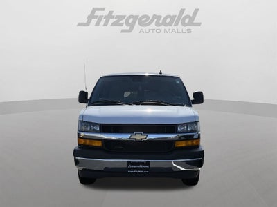 2025 Chevrolet Express Passenger 1LT