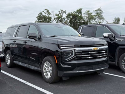 2025 Chevrolet Suburban LT