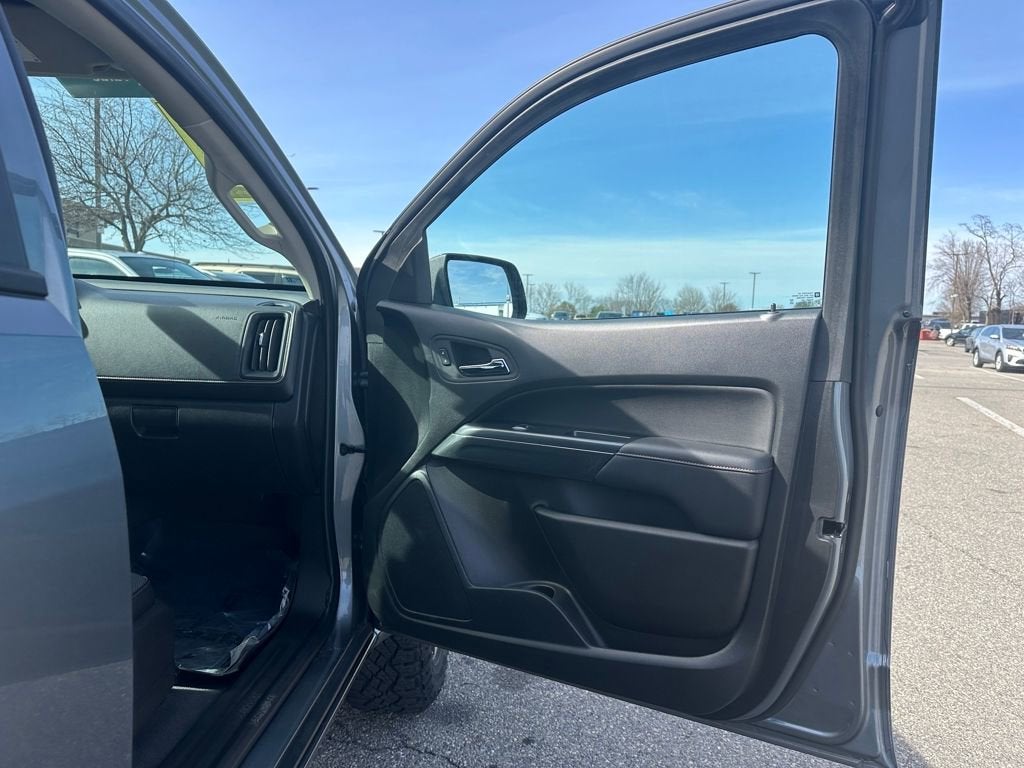 2022 GMC Canyon AT4 - Cloth