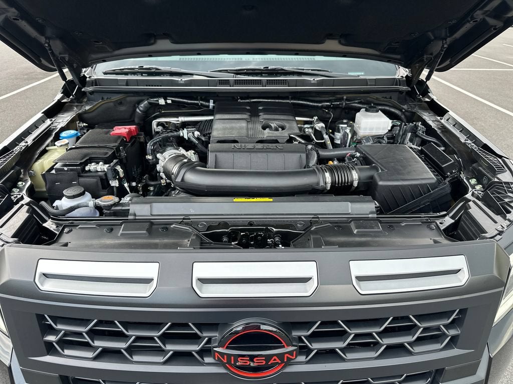 2025 Nissan Frontier Crew Cab PRO-4X 4x4
