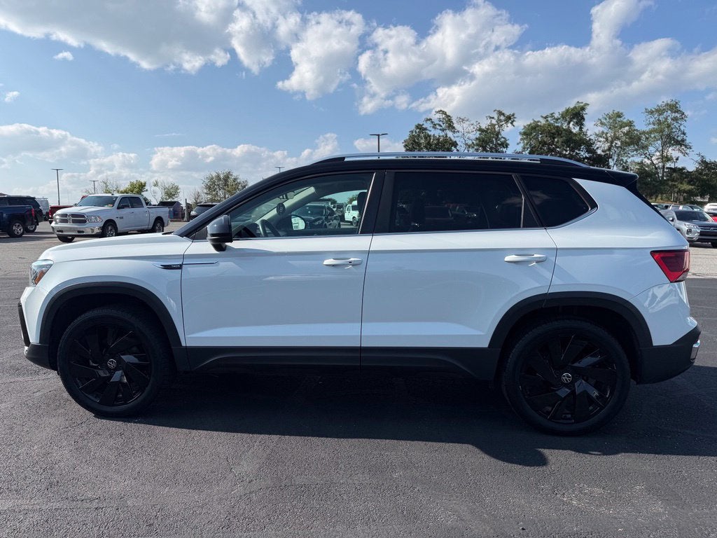 2024 Volkswagen Taos 1.5T SE