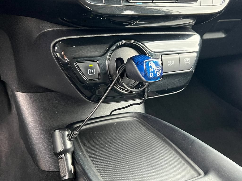 2022 Toyota Prius XLE