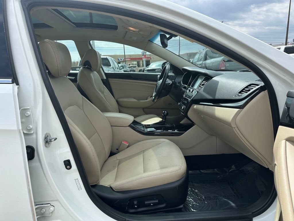 2014 Kia Cadenza Premium