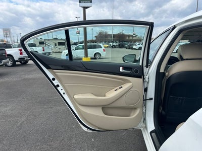 2014 Kia Cadenza Premium