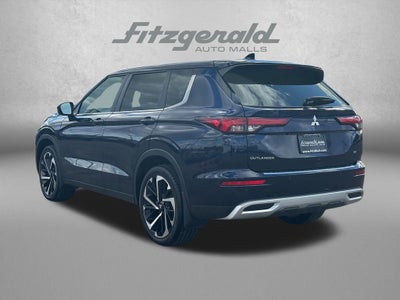 2022 Mitsubishi Outlander SE