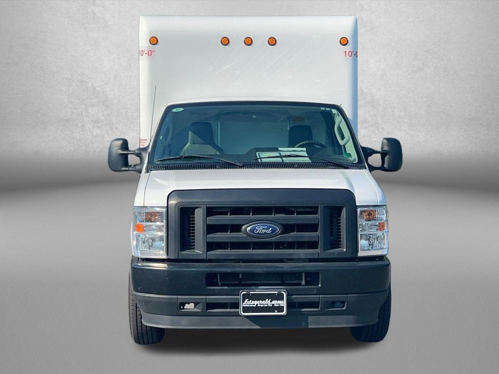 2024 Ford E-Series Cutaway E-350