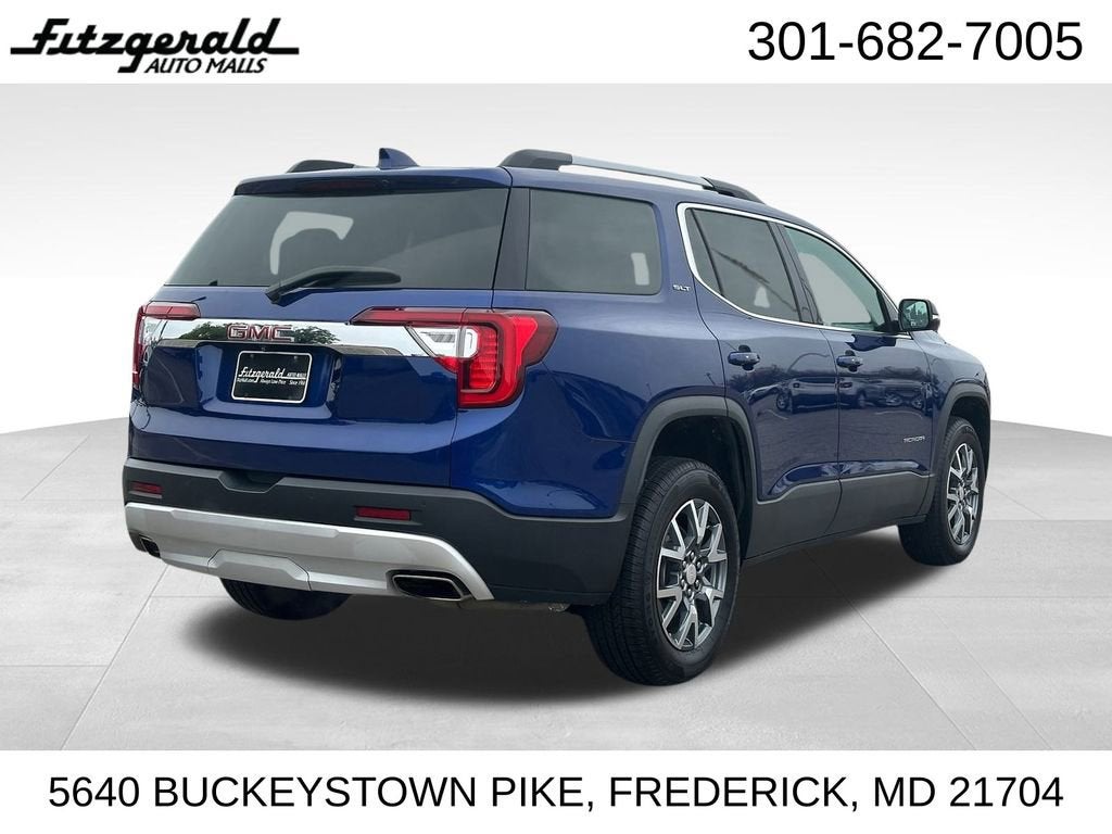 2023 GMC Acadia SLT