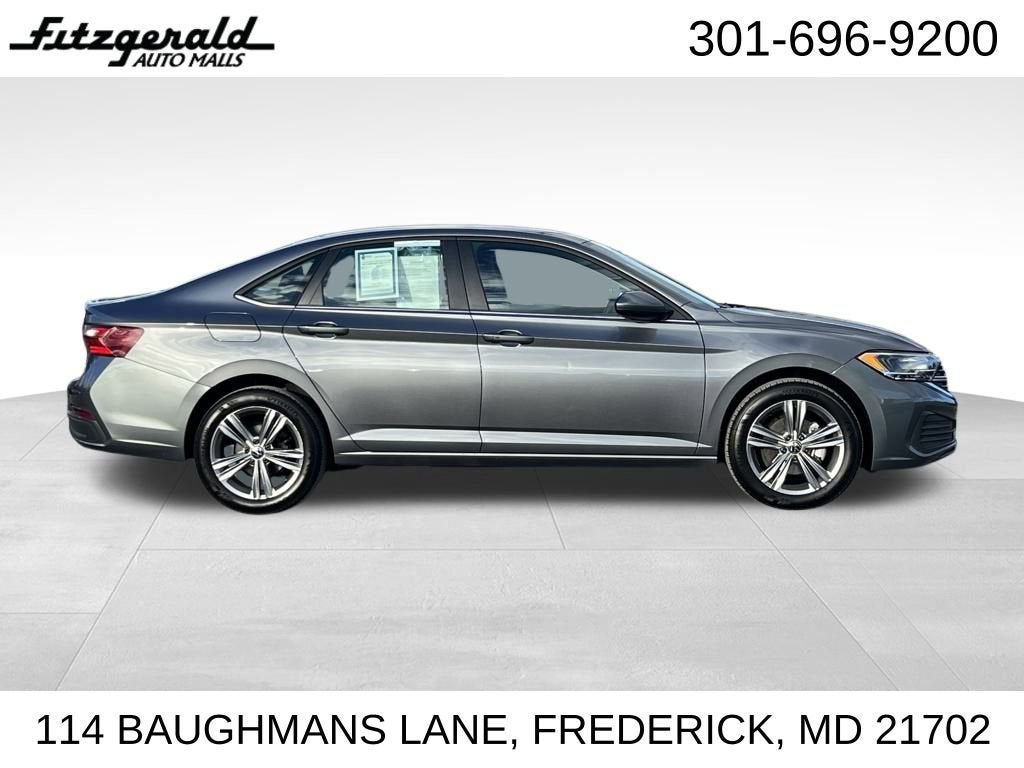 2024 Volkswagen Jetta SE