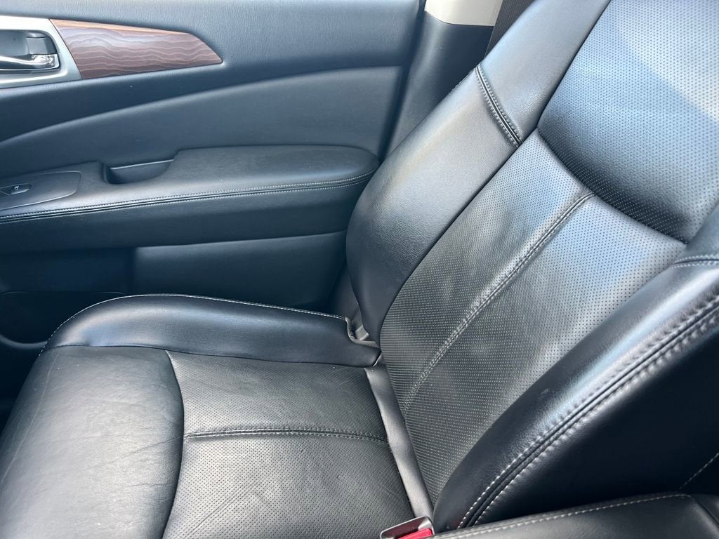 2020 Nissan Pathfinder Platinum