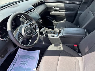 2023 Hyundai TUCSON SE