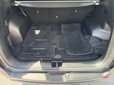 2023 Hyundai TUCSON SE