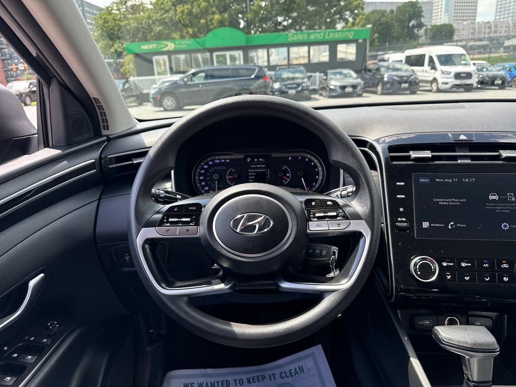 2023 Hyundai TUCSON SE