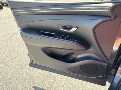2023 Hyundai TUCSON SE