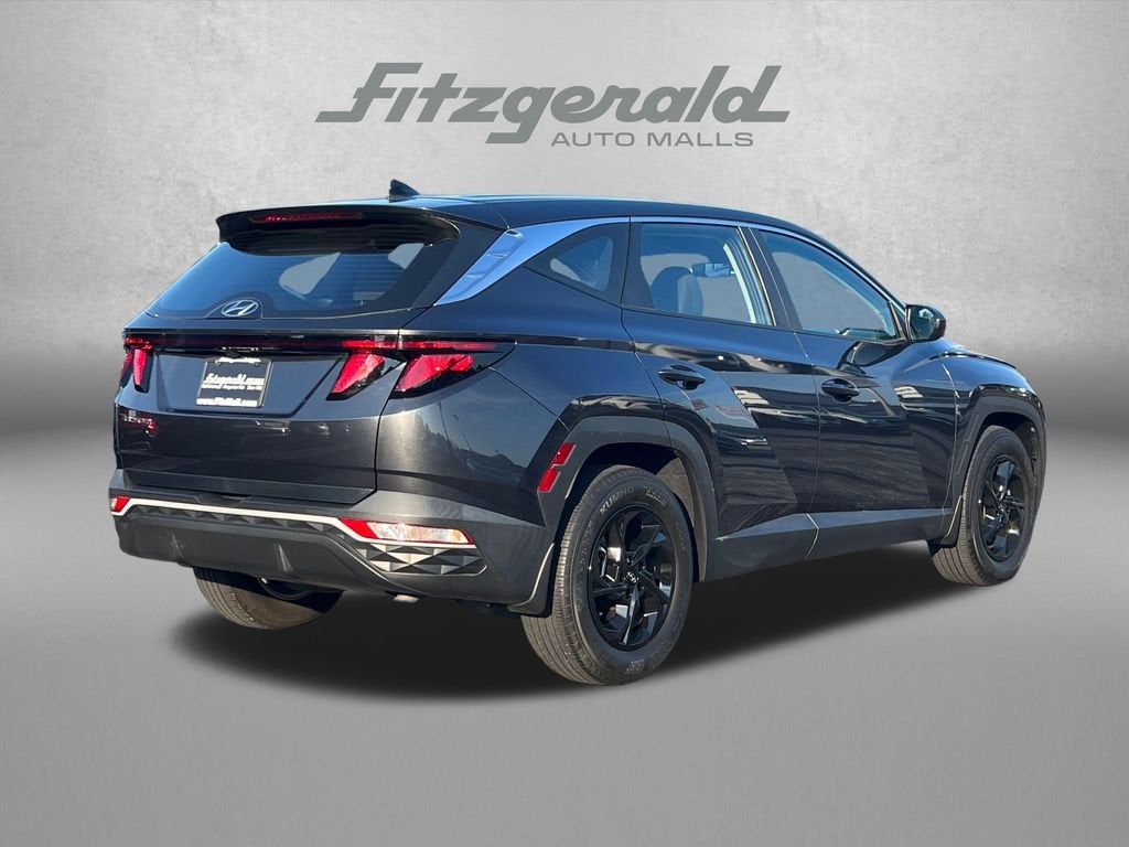 2023 Hyundai TUCSON SE