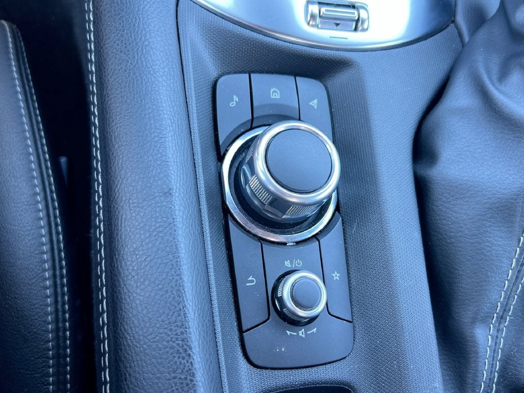 2025 Mazda Mazda MX-5 Miata RF Grand Touring