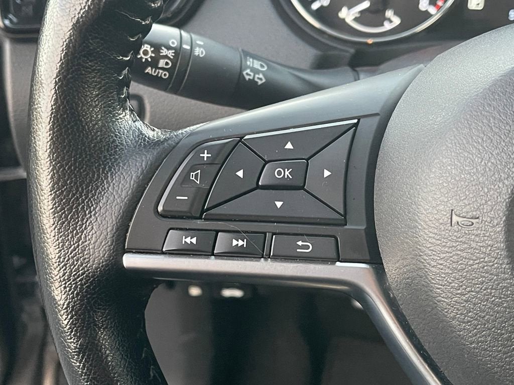 2022 Nissan Rogue Sport SL