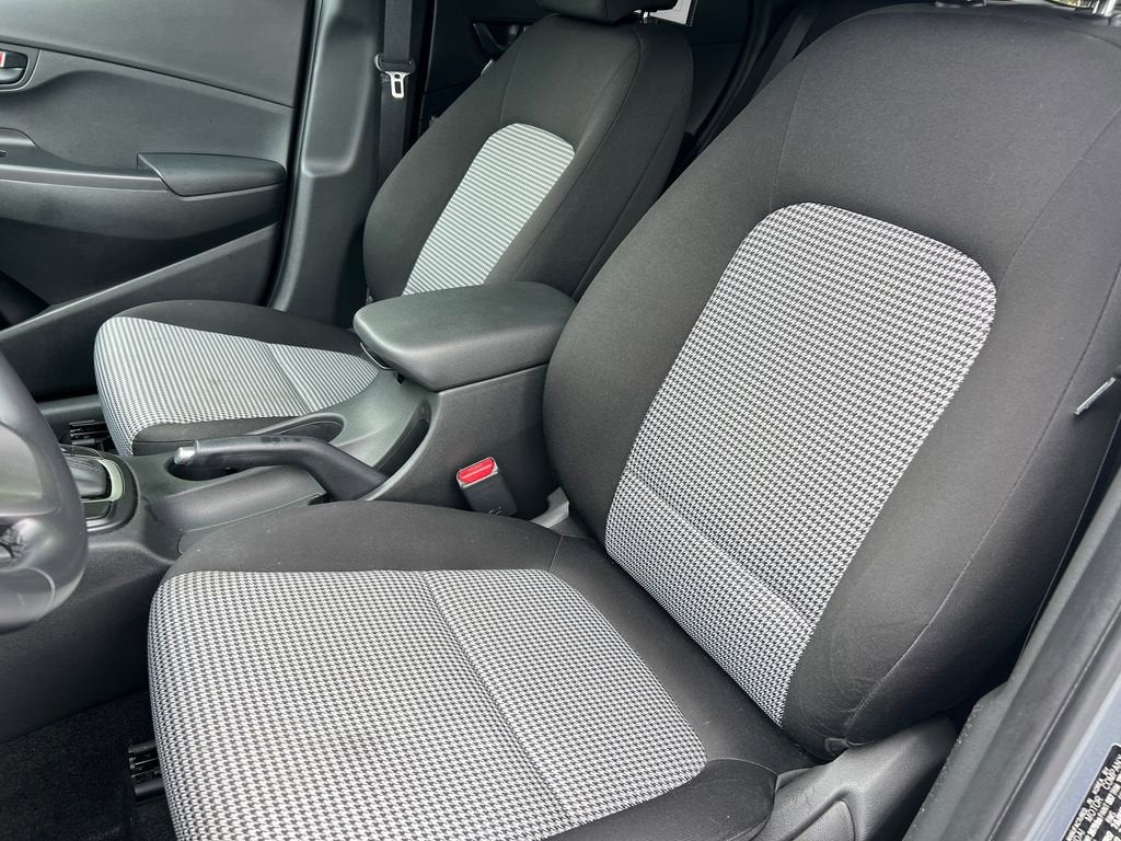 2021 Hyundai KONA SEL